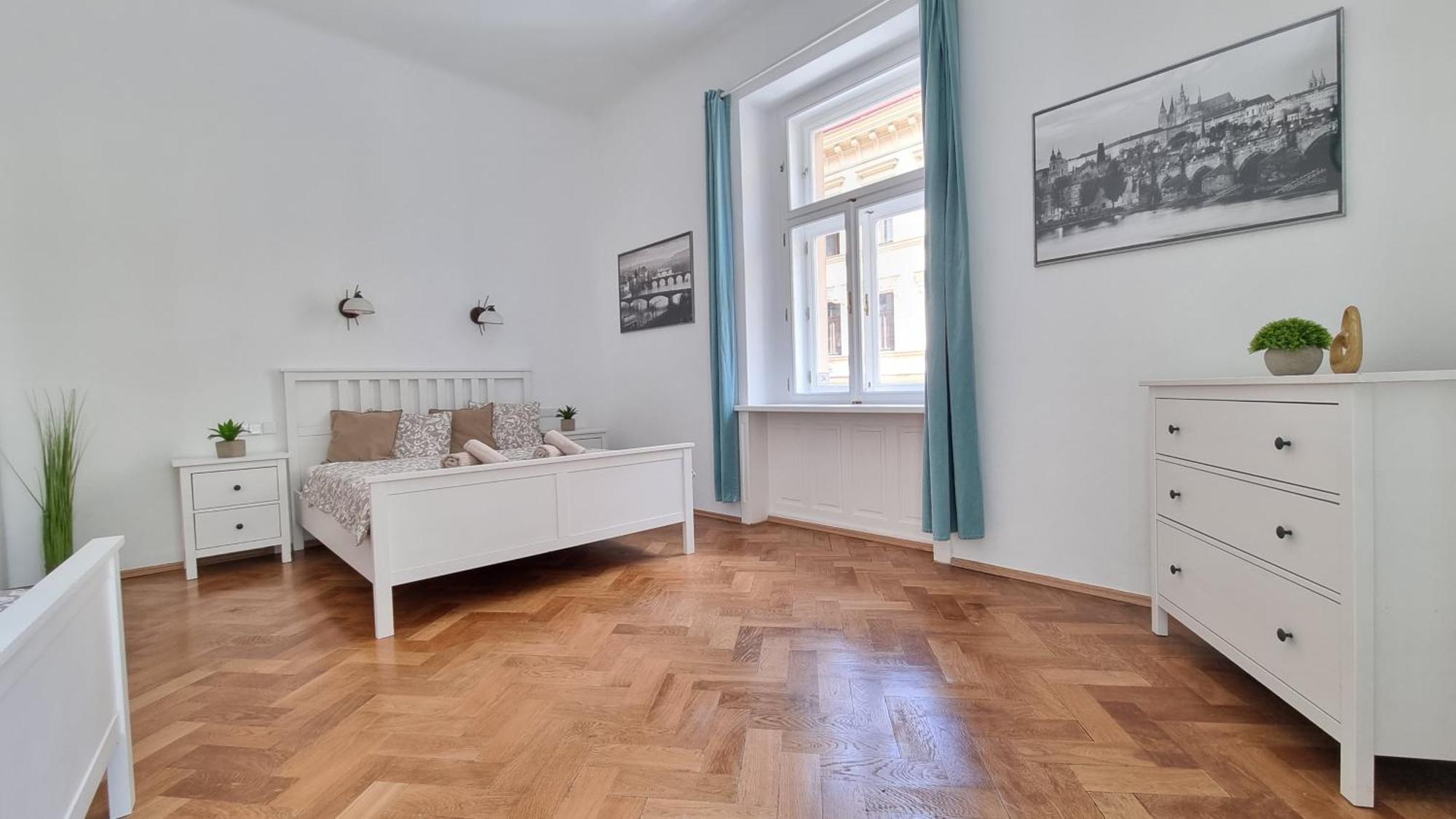 Finnem Rentals Tyrsova Praga Exterior foto